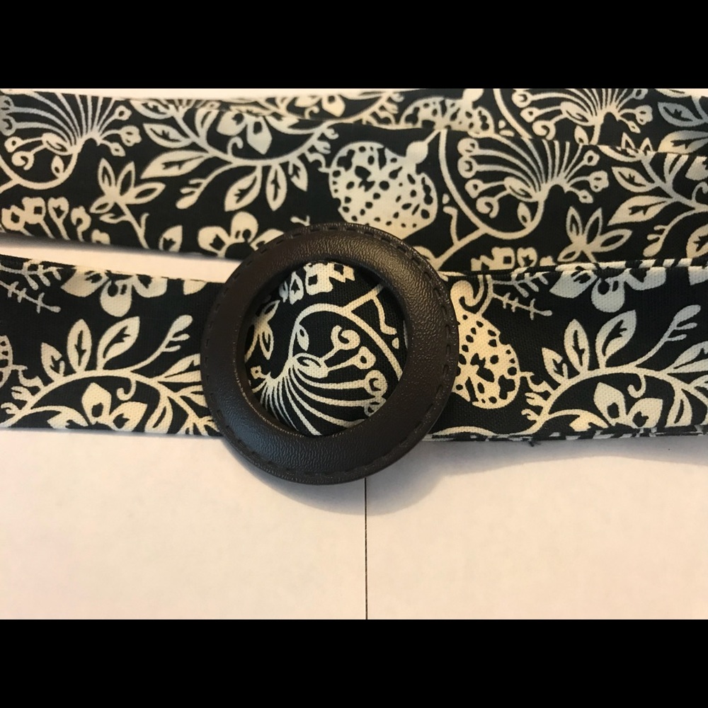 Black and white belt